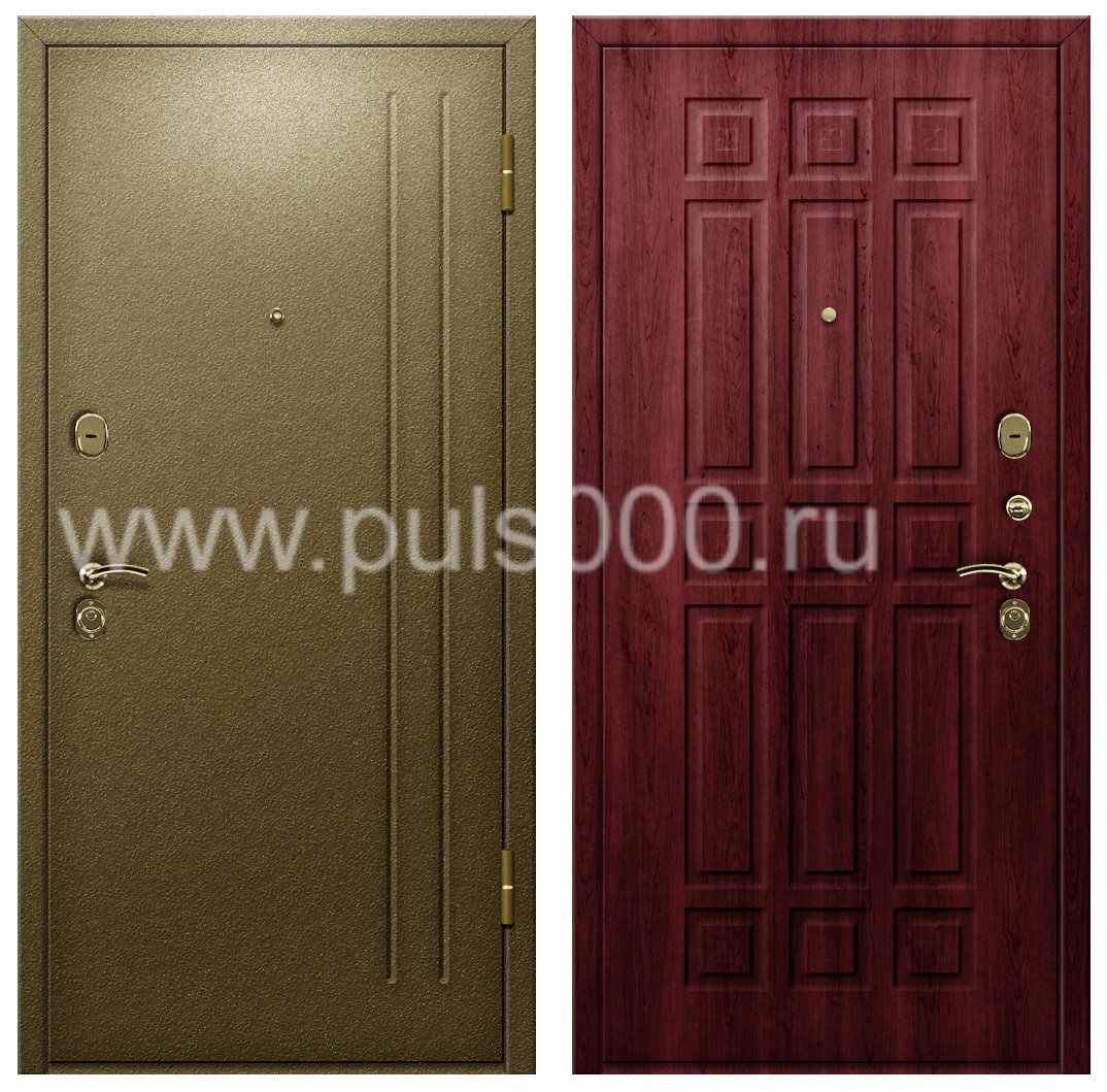 Наружная дверь с порошковым напылением в коттедж PR-942, цена 39 000 руб. Наружная дверь с порошковым напылением в коттедж PR-942, цена 39 000 руб.